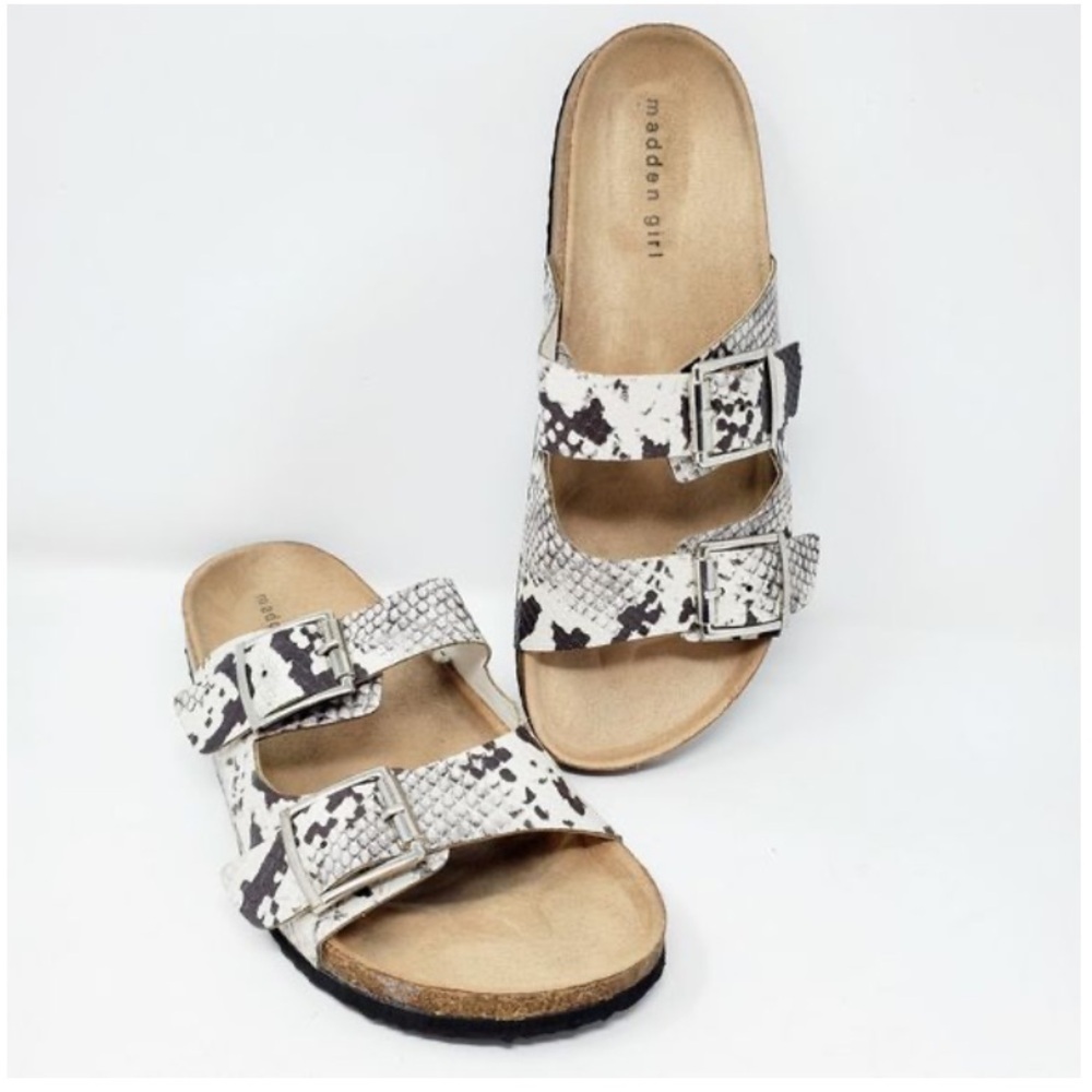 Madden Girl Snake Print White And Black Buckle Sandals Size 7.5